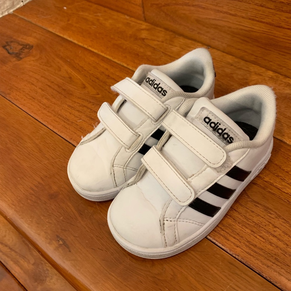 Kids adidas sneakers